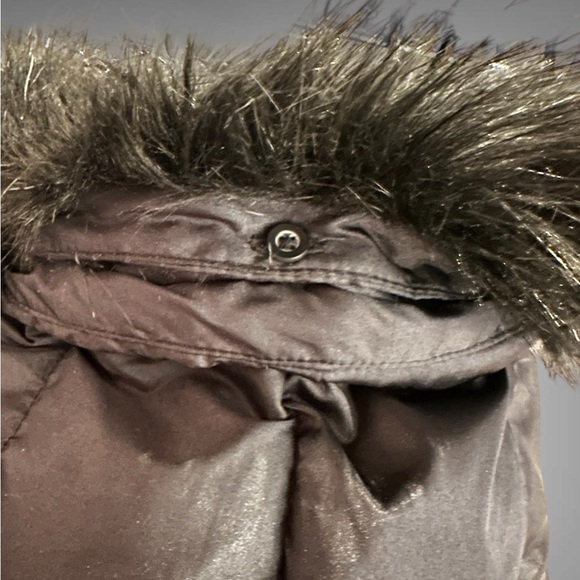 Baby GAP Toddler (Girls) ColdControl Ultra Max Long Puffer Jacket - Size 2T - Picture 6 of 9